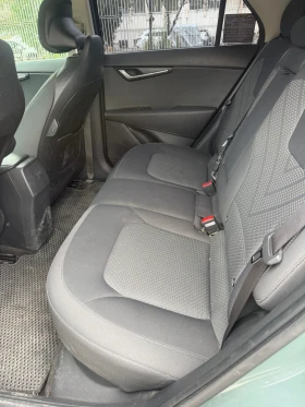 Kia Niro - 2500 € / 4889.57 лв. - 34360512 6 | Car24.bg Kia Niro - 2500 € / 4889.57 лв. - 34360512 6