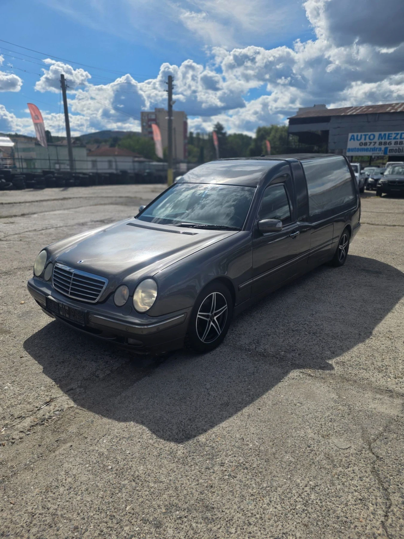 Mercedes-Benz E 270 2.7cdi Катафалка | Auto.bg — изображение 1 Mercedes-Benz E 270 2.7cdi Катафалка | Auto.bg — изображение 1