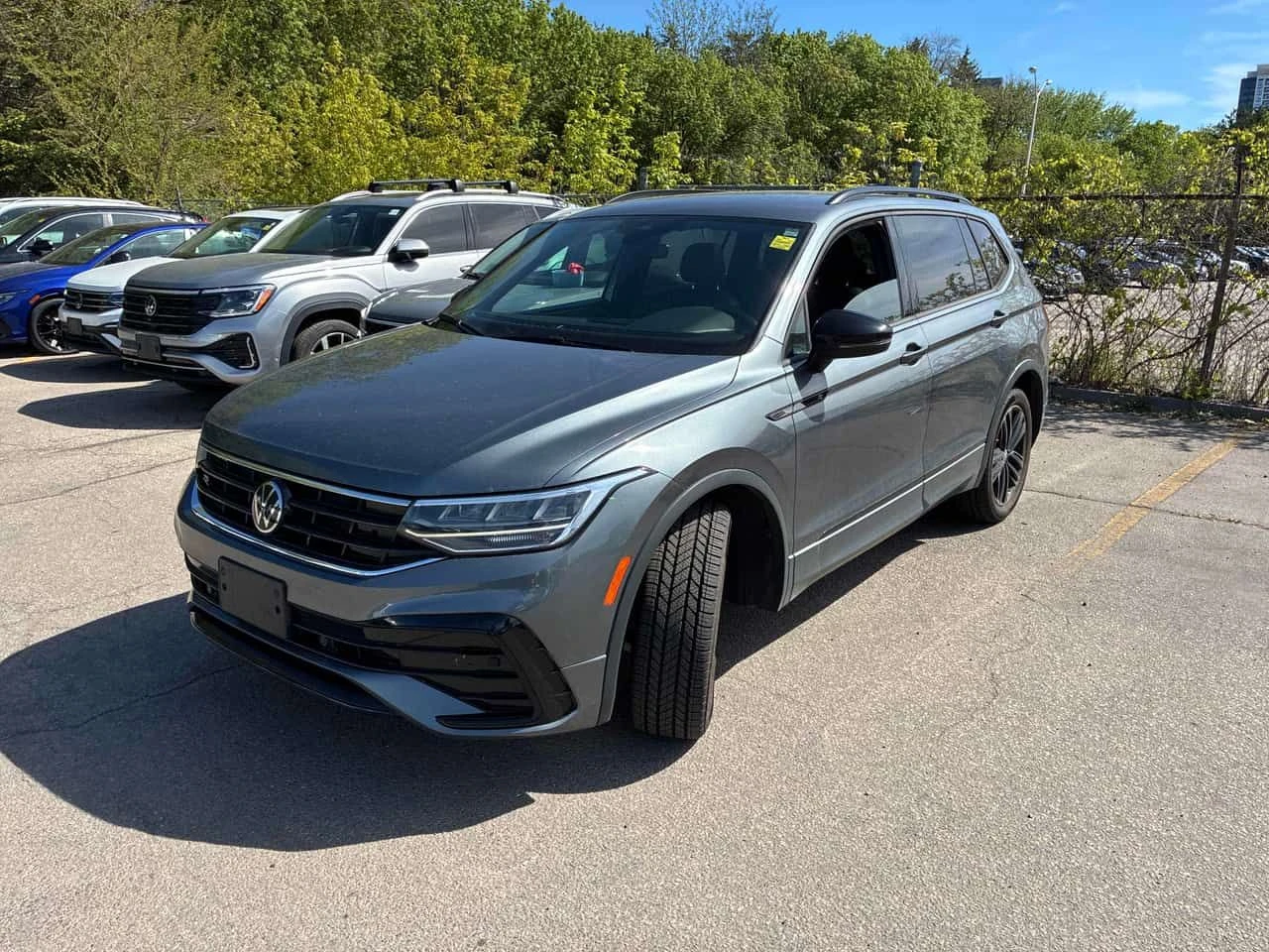 VW Tiguan * Comfortline R Line Black Edition * CARFAX * ПАНО | Auto.bg — изображение 1 VW Tiguan * Comfortline R Line Black Edition * CARFAX * ПАНО | Auto.bg — изображение 1