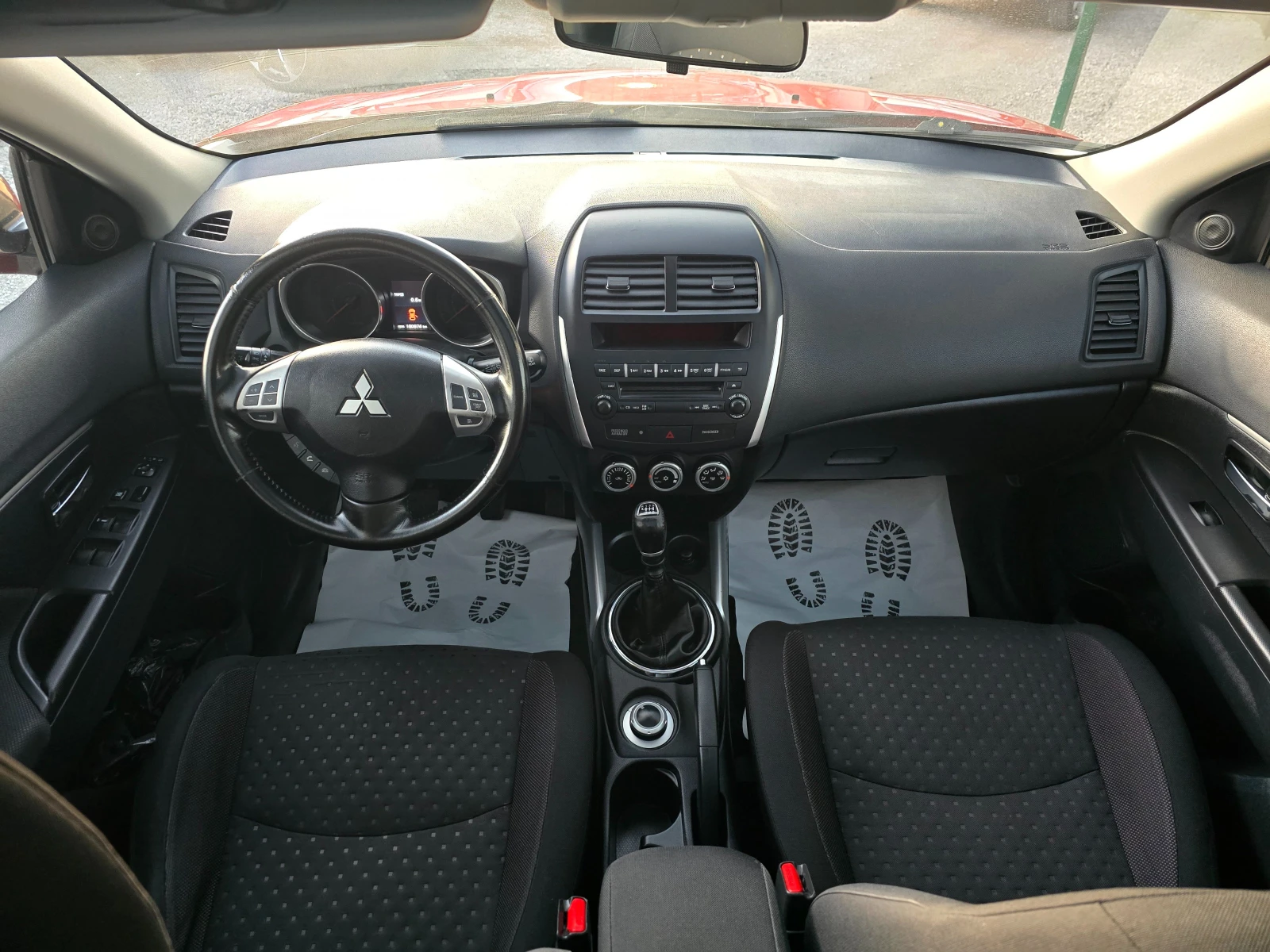 Mitsubishi ASX 1.8DiD-4×4= Navi= Xenon= Panorama  - изображение 10 | Auto.bg Mitsubishi ASX 1.8DiD-4×4= Navi= Xenon= Panorama  - изображение 10