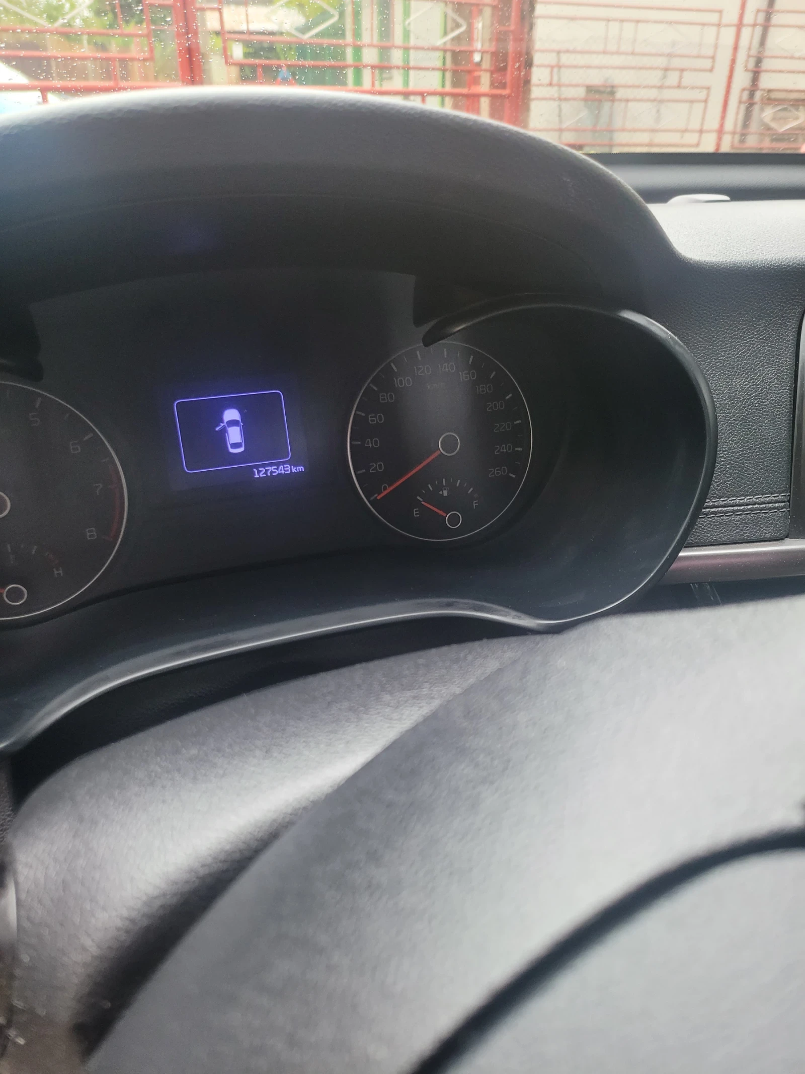 Kia K5 ПЕРФЕКТНА 8500 лева - изображение 6 | Auto.bg Kia K5 ПЕРФЕКТНА 8500 лева - изображение 6