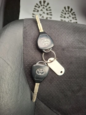 Toyota Rav4 2.2D4D Navi Кожа Подгрев - 14299 лв. / 7310.96 € - 58966186 15 | Car24.bg Toyota Rav4 2.2D4D Navi Кожа Подгрев - 14299 лв. / 7310.96 € - 58966186 15