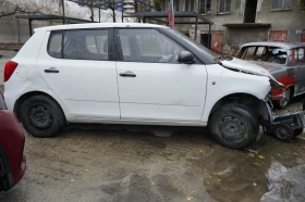 Skoda Fabia Fabia 1.6 TDI КАТАСТРОФИРАЛ - цена по договаряне - 85702370 3 | Car24.bg Skoda Fabia Fabia 1.6 TDI КАТАСТРОФИРАЛ - цена по договаряне - 85702370 3