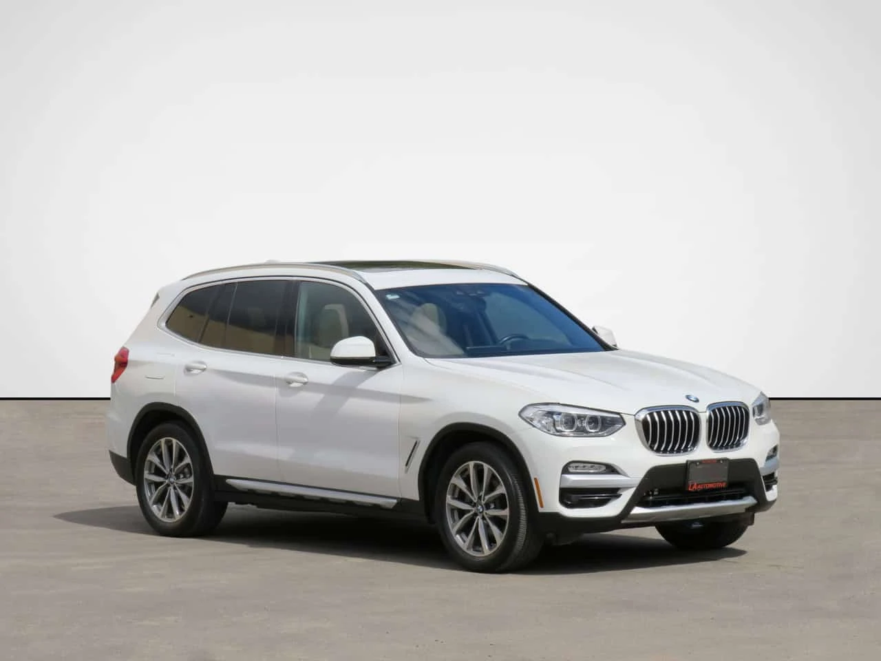 BMW X3 / 30i XDrive30i Sport w/Collision Assist Panoroof | Auto.bg — изображение 1 BMW X3 / 30i XDrive30i Sport w/Collision Assist Panoroof | Auto.bg — изображение 1