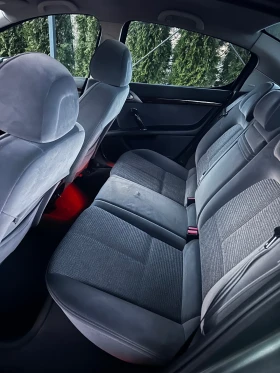 Peugeot 407 1-ви собственик/ Сервизна история/ Автоматик - 3900 € / 7627.74 лв. - 80551756 8 | Car24.bg Peugeot 407 1-ви собственик/ Сервизна история/ Автоматик - 3900 € / 7627.74 лв. - 80551756 8