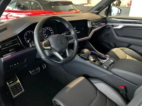 VW Touareg 3.0TDI R-Line Гаранционен - 01.2030г. - 63800 € - 18980910 11 | Car24.bg VW Touareg 3.0TDI R-Line Гаранционен - 01.2030г. - 63800 € - 18980910 11
