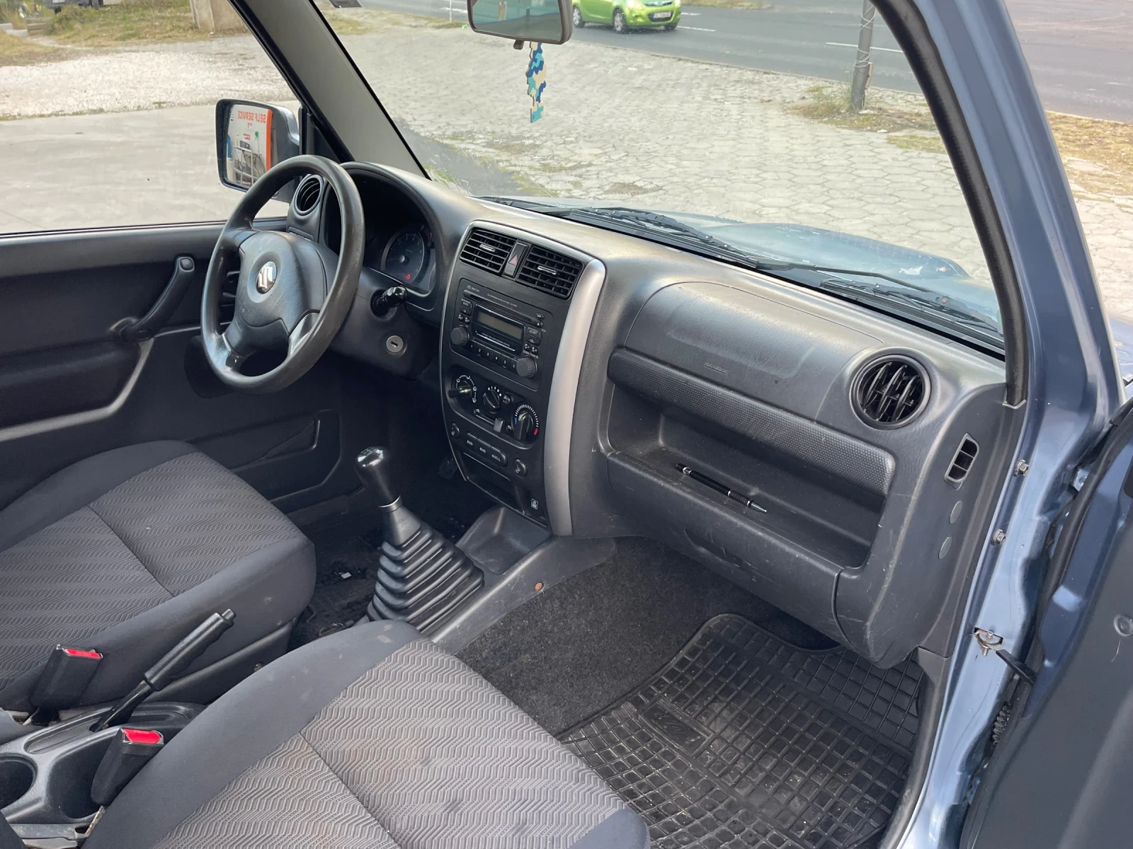 Suzuki Jimny 1.3 2014 Климатик НОВ ВНОС - изображение 8 | Auto.bg Suzuki Jimny 1.3 2014 Климатик НОВ ВНОС - изображение 8
