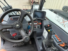 Телескопичен товарач Bobcat TL 43.80 HF AGRI ЛИЗИНГ | Auto.bg — изображение 14 Телескопичен товарач Bobcat TL 43.80 HF AGRI ЛИЗИНГ | Auto.bg — изображение 14
