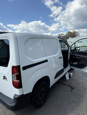 Citroen Berlingo - 6998 € / 13686.90 лв. - 62701745 3 | Car24.bg Citroen Berlingo - 6998 € / 13686.90 лв. - 62701745 3