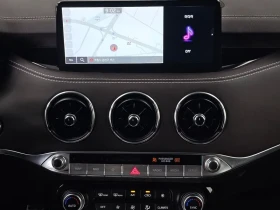 Kia Stinger 2.5 AWD/ HEAD-UP/ 360/ PANO/ ПОДГРЕВ/ ОБДУХВАНЕ | Auto.bg — изображение 14 Kia Stinger 2.5 AWD/ HEAD-UP/ 360/ PANO/ ПОДГРЕВ/ ОБДУХВАНЕ | Auto.bg — изображение 14