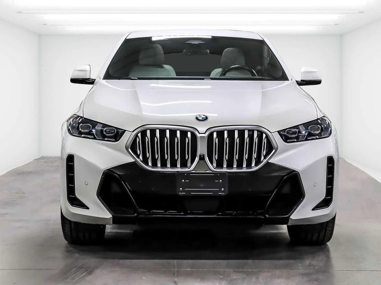 BMW X6 xDrive40i M SPORT/OT BMW/MASSAGE/SKY LOUNGE PANO | Auto.bg — изображение 1 BMW X6 xDrive40i M SPORT/OT BMW/MASSAGE/SKY LOUNGE PANO | Auto.bg — изображение 1
