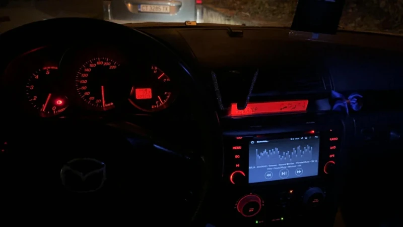 Mazda 3 - 450 € / 880.12 лв. - 22560866 1 | Car24.bg Mazda 3 - 450 € / 880.12 лв. - 22560866 1