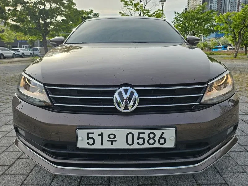 VW Jetta 2.0 Tdi Bluemotion 6Th Generation | Auto.bg — изображение 1 VW Jetta 2.0 Tdi Bluemotion 6Th Generation | Auto.bg — изображение 1