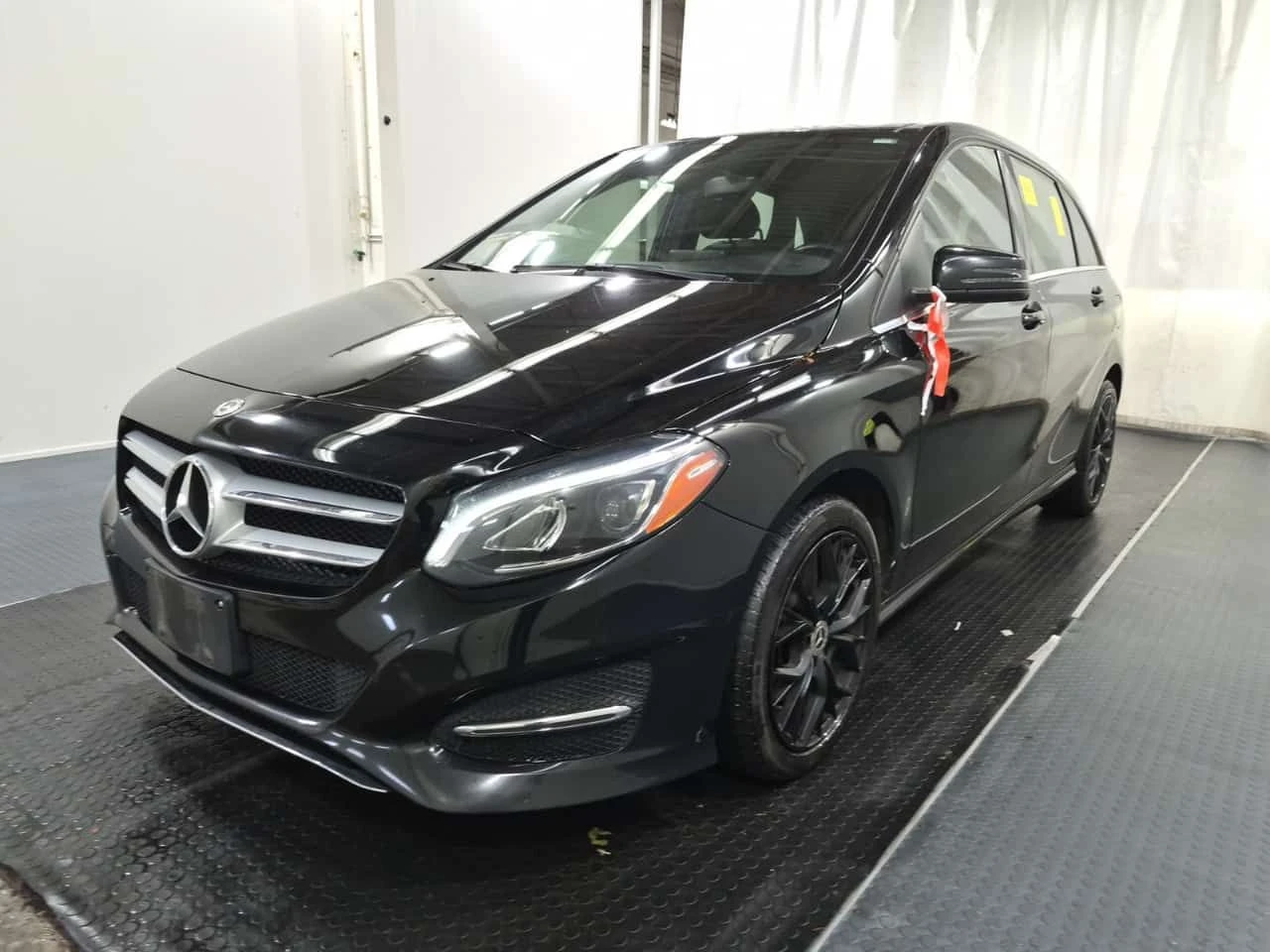 Mercedes-Benz B 250 4 MATIC | CARFAX | БЕЗ ПЪРВОНАЧАЛНА ВНОСКА | Auto.bg — изображение 1 Mercedes-Benz B 250 4 MATIC | CARFAX | БЕЗ ПЪРВОНАЧАЛНА ВНОСКА | Auto.bg — изображение 1