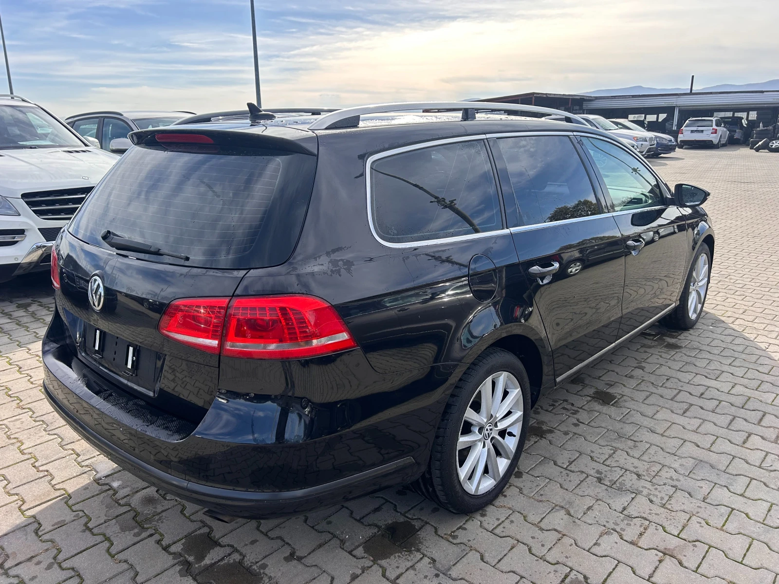 VW Passat 2.0TDI 4MOTION AVTOMAT/NAVI/KAMERA/KOJA EURO 5 - изображение 6 | Auto.bg VW Passat 2.0TDI 4MOTION AVTOMAT/NAVI/KAMERA/KOJA EURO 5 - изображение 6