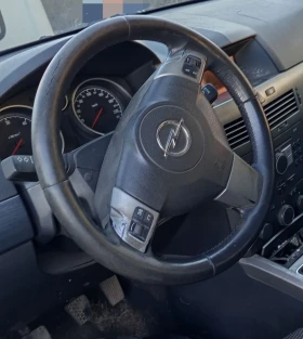 Opel Astra 1.7CDTI 101 | Auto.bg — изображение 6 Opel Astra 1.7CDTI 101 | Auto.bg — изображение 6
