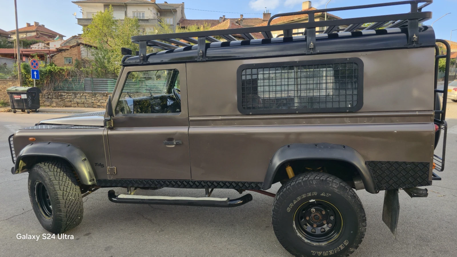 Land Rover Defender Bmw 2.5TDS  - изображение 5 | Auto.bg Land Rover Defender Bmw 2.5TDS  - изображение 5