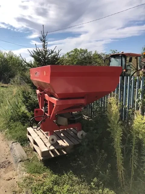 Торачка Друга марка AgroMaster 1000 kg. - изображение 4 | Auto.bg Торачка Друга марка AgroMaster 1000 kg. - изображение 4