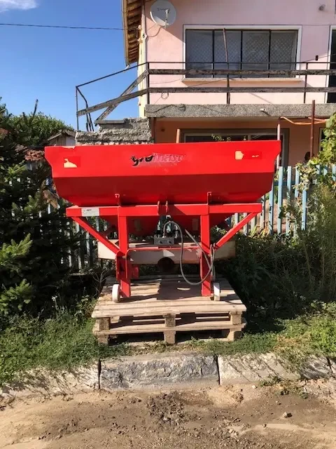 Торачка Друга марка AgroMaster 1000 kg. - изображение 2 | Auto.bg Торачка Друга марка AgroMaster 1000 kg. - изображение 2