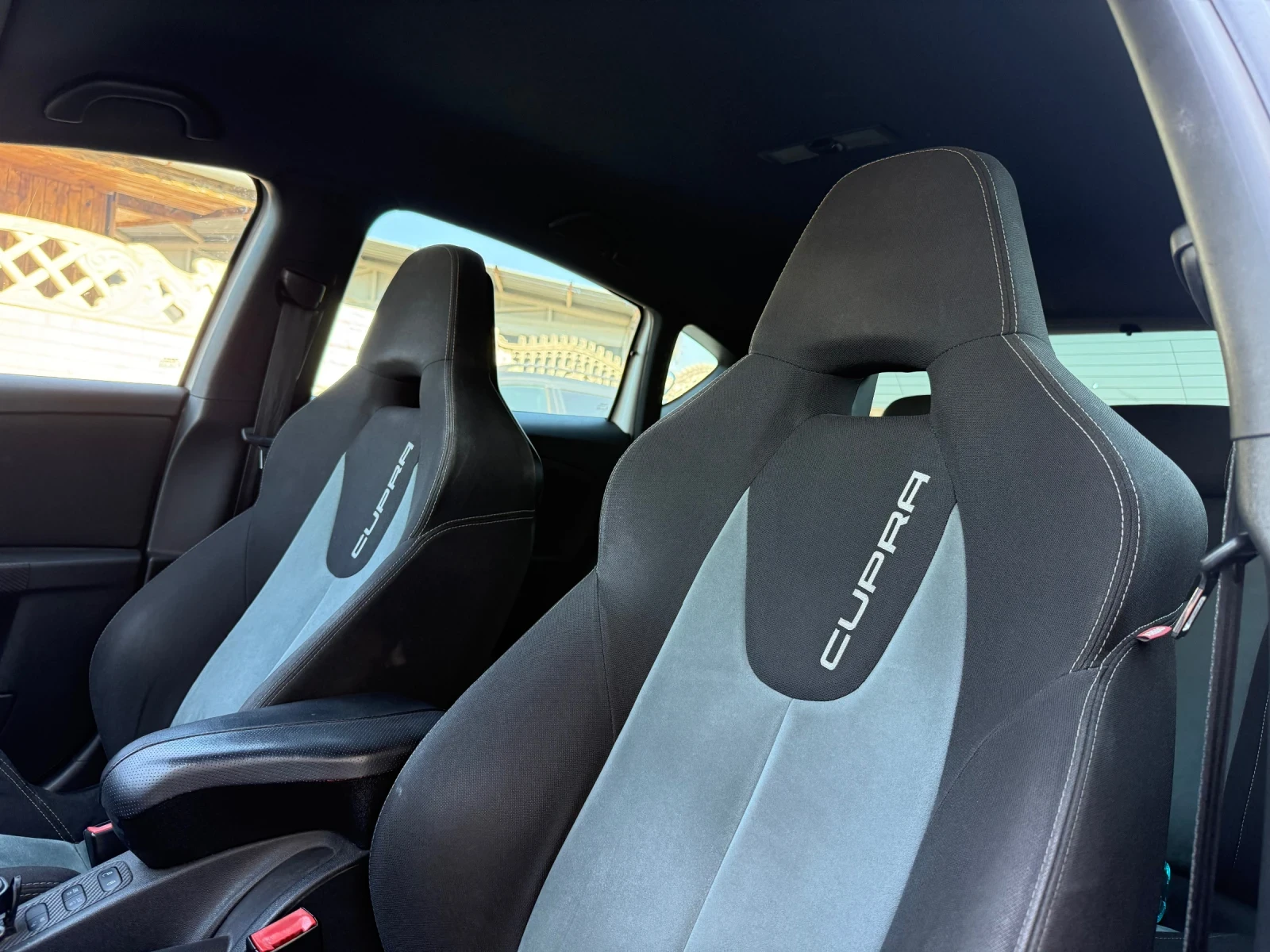 Seat Leon 2.0 turbo cupra R - изображение 10 | Auto.bg Seat Leon 2.0 turbo cupra R - изображение 10