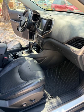 Jeep Cherokee 2.2D - 12700 € - 37971794 11 | Car24.bg Jeep Cherokee 2.2D - 12700 € - 37971794 11