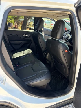 Jeep Cherokee 2.2D - 12700 € - 37971794 12 | Car24.bg Jeep Cherokee 2.2D - 12700 € - 37971794 12