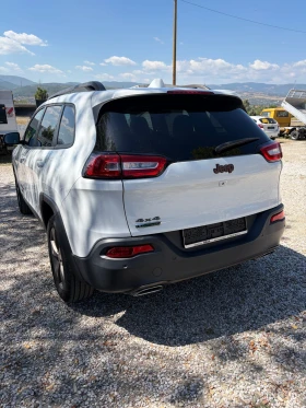 Jeep Cherokee 2.2D - 12700 € - 37971794 2 | Car24.bg Jeep Cherokee 2.2D - 12700 € - 37971794 2