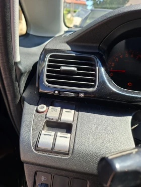 Honda Fr-v - 2800 € / 5476.32 лв. - 80182122 3 | Car24.bg Honda Fr-v - 2800 € / 5476.32 лв. - 80182122 3