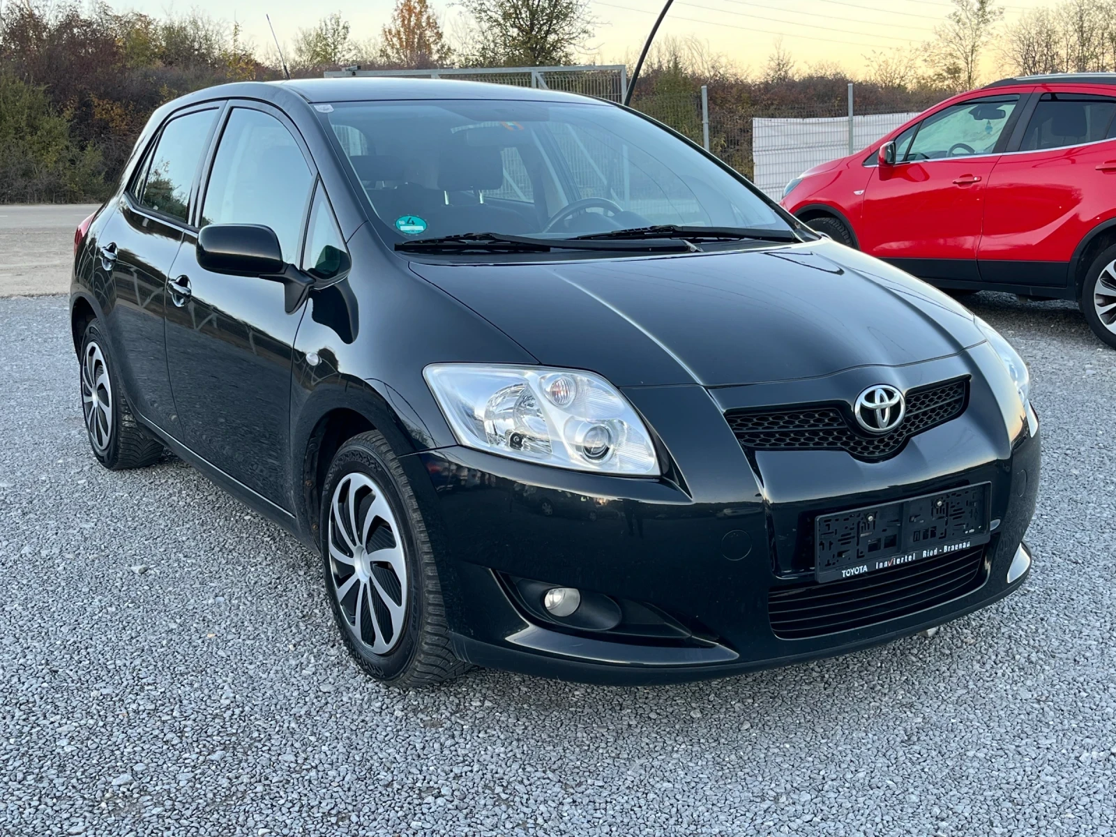 Toyota Auris 1.6 i 124k - изображение 8 | Auto.bg Toyota Auris 1.6 i 124k - изображение 8