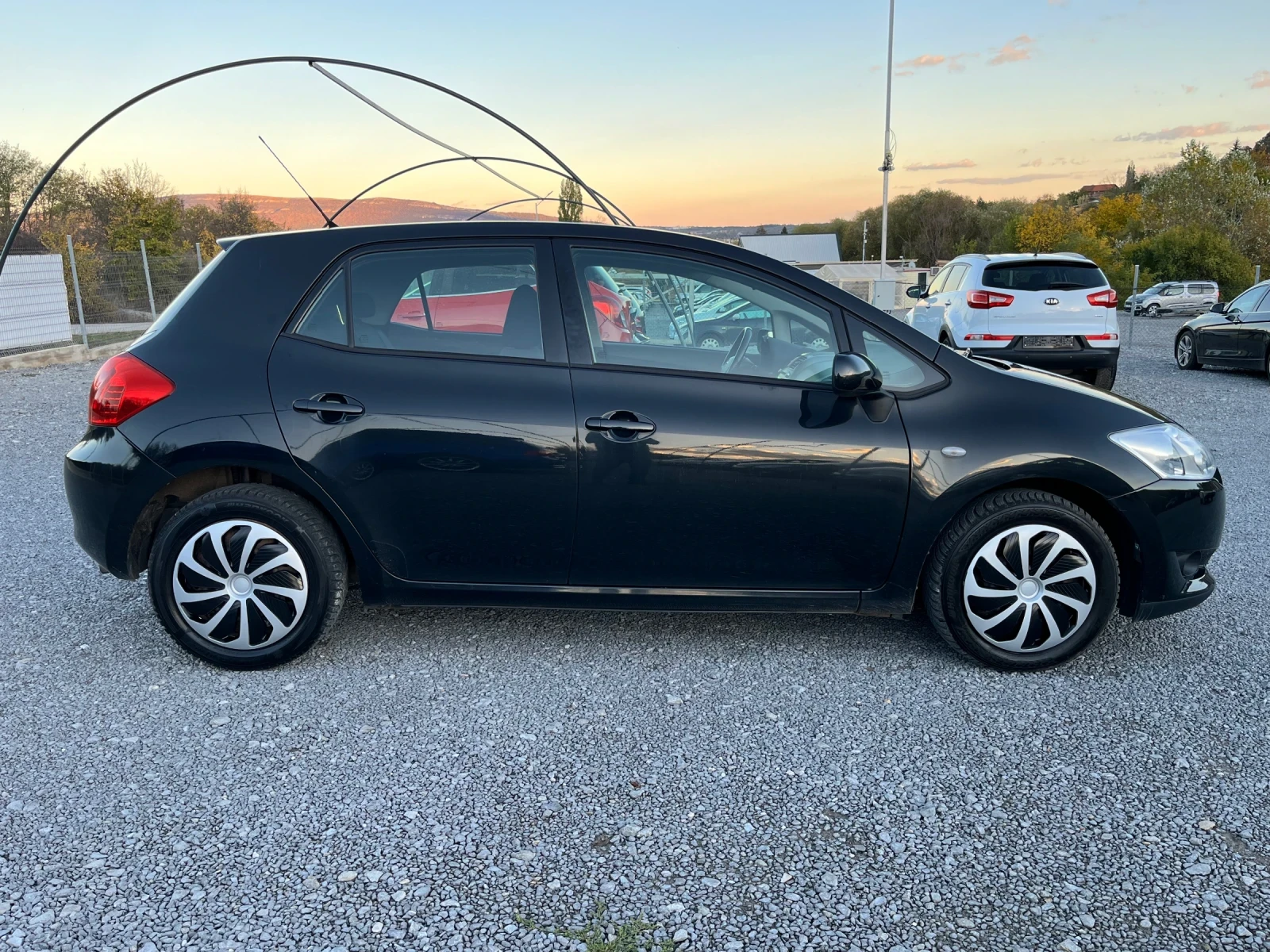 Toyota Auris 1.6 i 124k - изображение 7 | Auto.bg Toyota Auris 1.6 i 124k - изображение 7