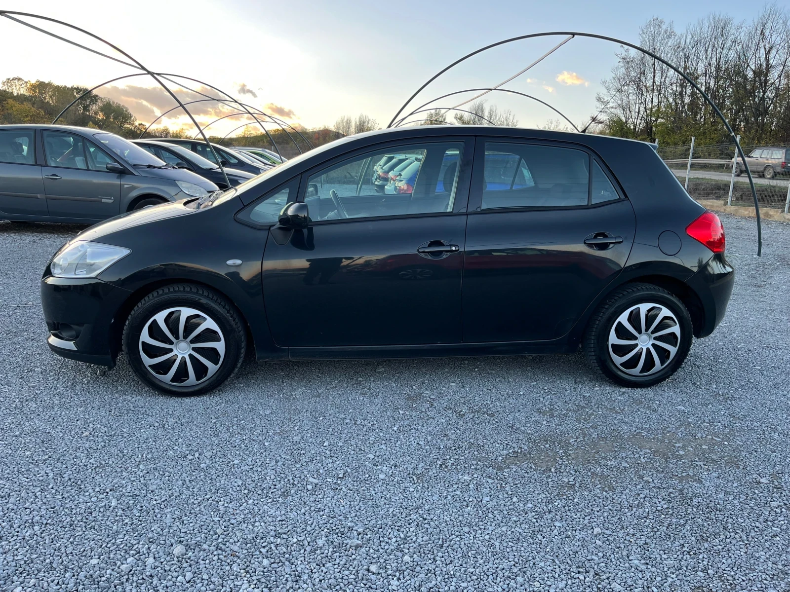 Toyota Auris 1.6 i 124k - изображение 3 | Auto.bg Toyota Auris 1.6 i 124k - изображение 3