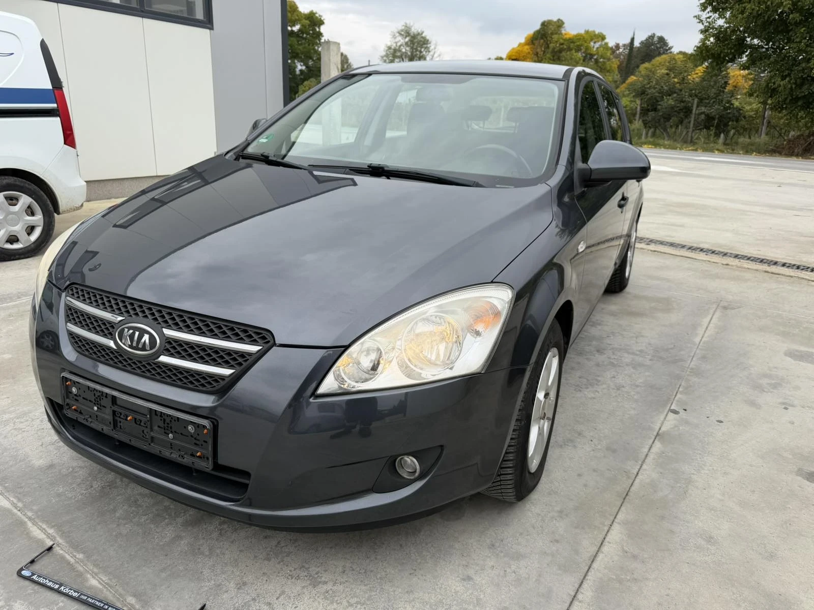 Kia Ceed  - изображение 2 | Auto.bg Kia Ceed  - изображение 2