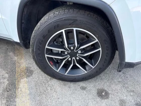 Jeep Grand cherokee Trailhawk/CARFAX/ПОДГРЕВИ/KEYLESS - 23500 € / 45962.00 лв. - 79681820 6 | Car24.bg Jeep Grand cherokee Trailhawk/CARFAX/ПОДГРЕВИ/KEYLESS - 23500 € / 45962.00 лв. - 79681820 6