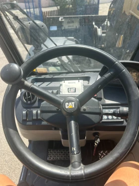 Телескопичен товарач Caterpillar TH337C | Auto.bg — изображение 11 Телескопичен товарач Caterpillar TH337C | Auto.bg — изображение 11