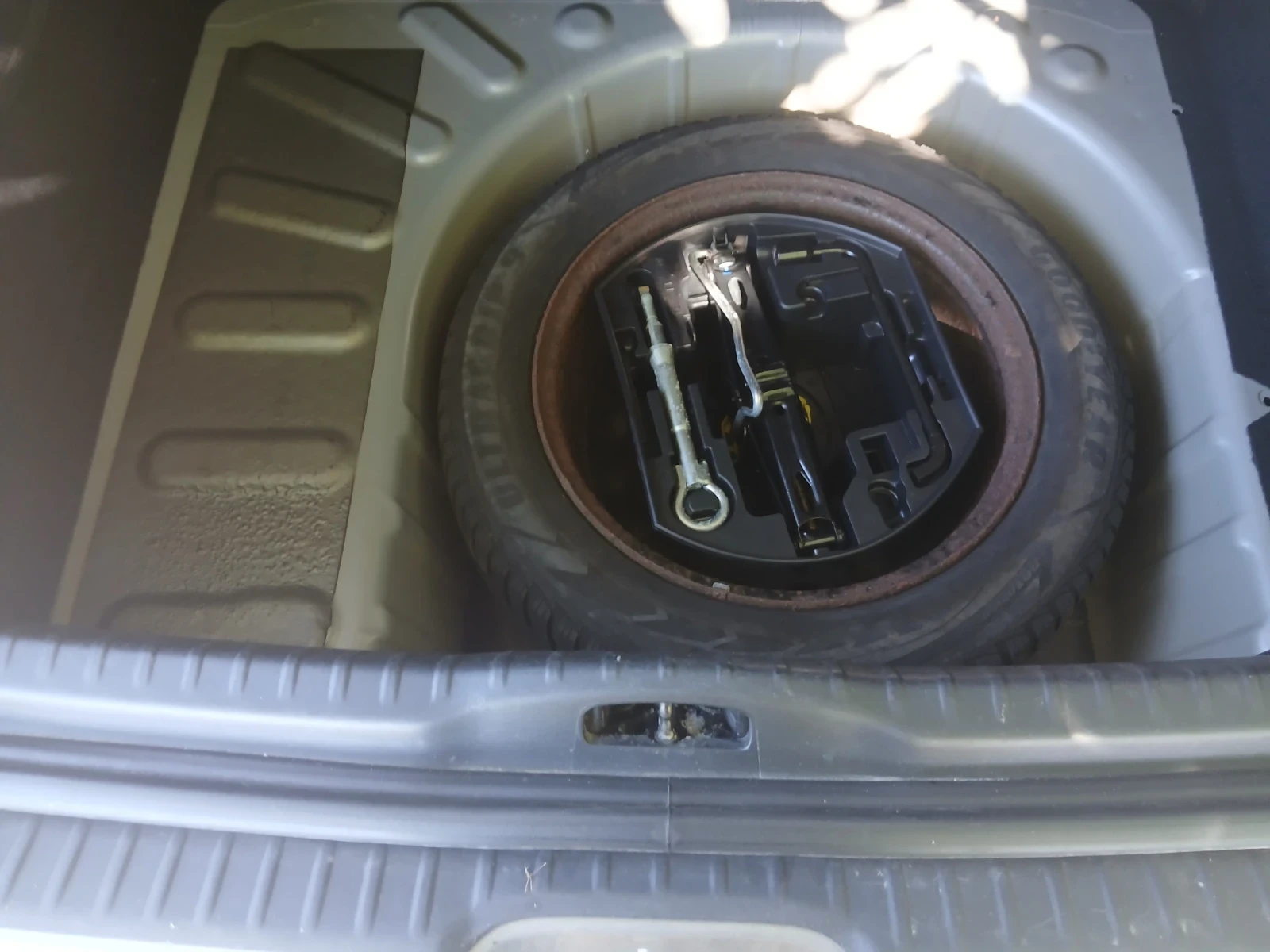 Peugeot 308 1.6 i - Пежо мотор - изображение 8 | Auto.bg Peugeot 308 1.6 i - Пежо мотор - изображение 8