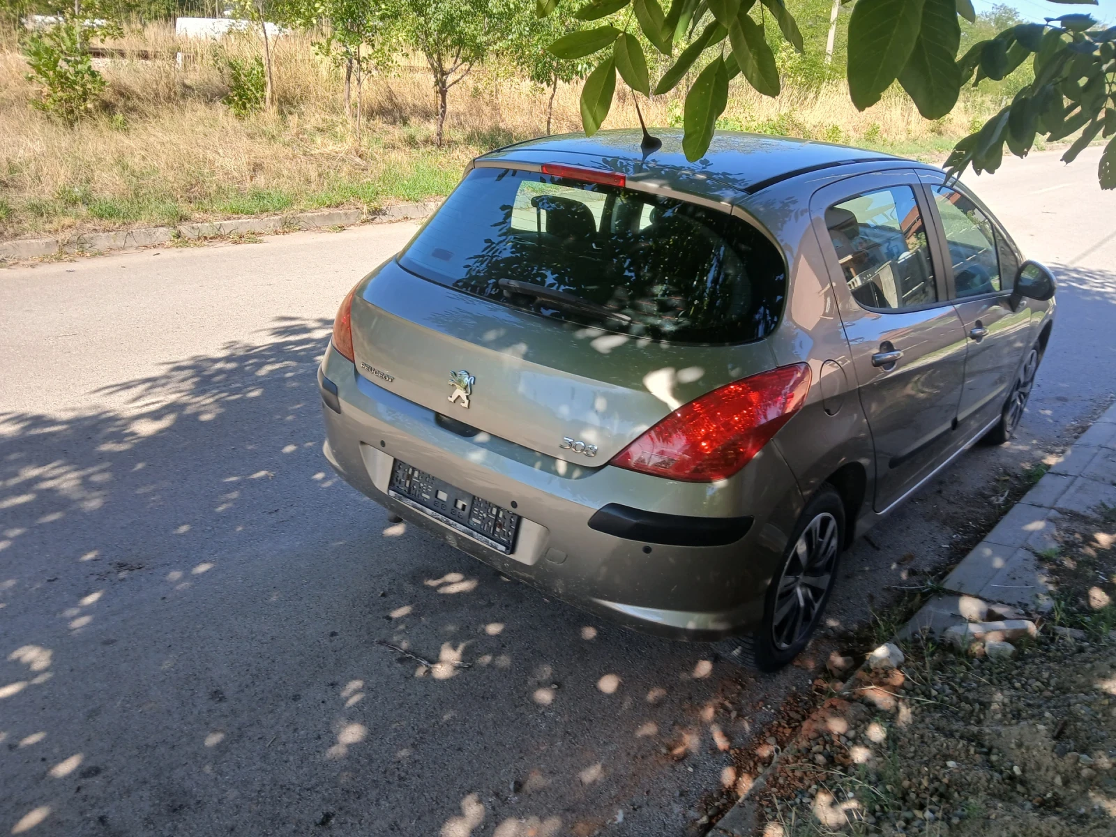 Peugeot 308 1.6 i - Пежо мотор - изображение 4 | Auto.bg Peugeot 308 1.6 i - Пежо мотор - изображение 4