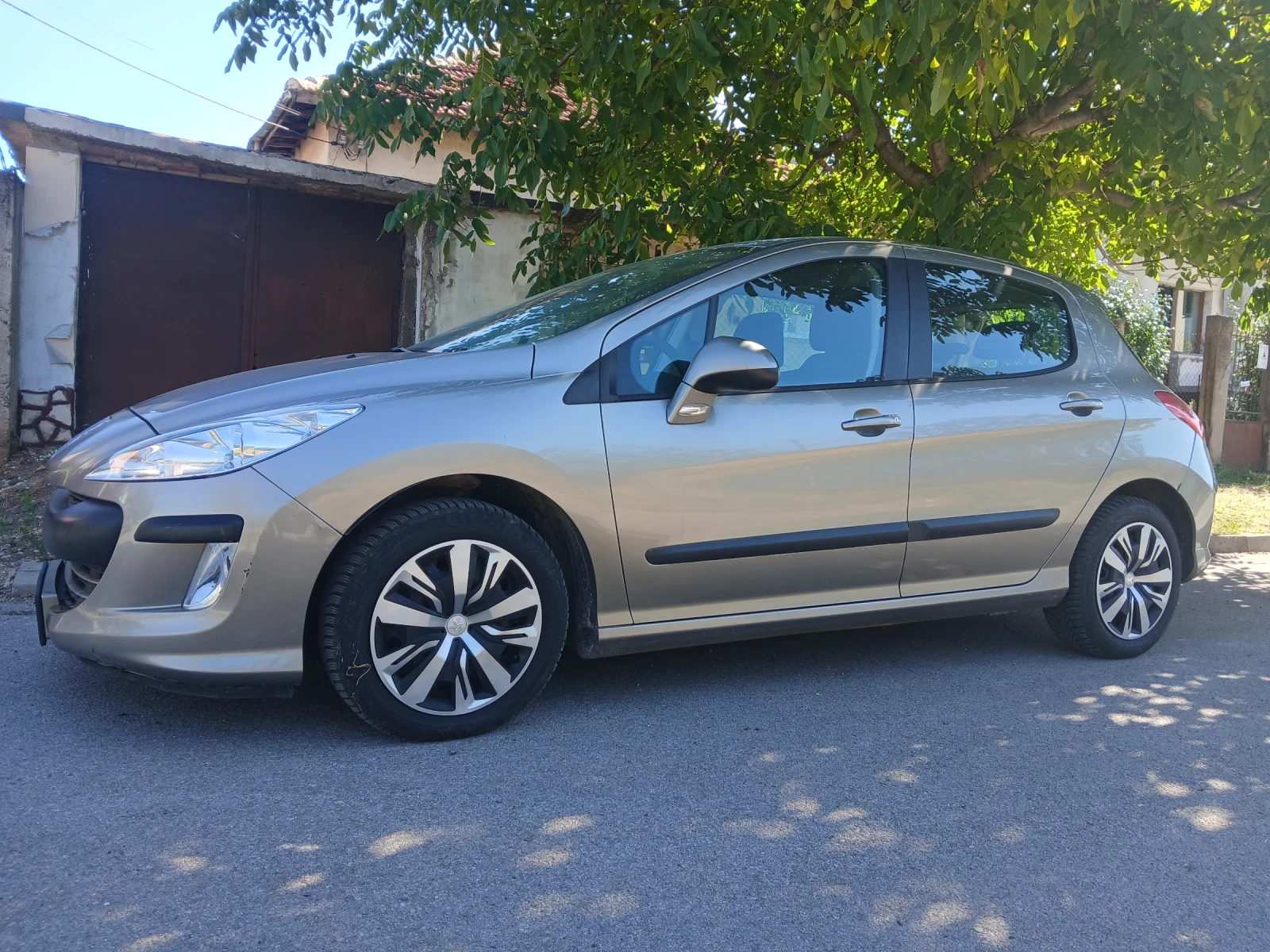 Peugeot 308 1.6 i - Пежо мотор - изображение 2 | Auto.bg Peugeot 308 1.6 i - Пежо мотор - изображение 2