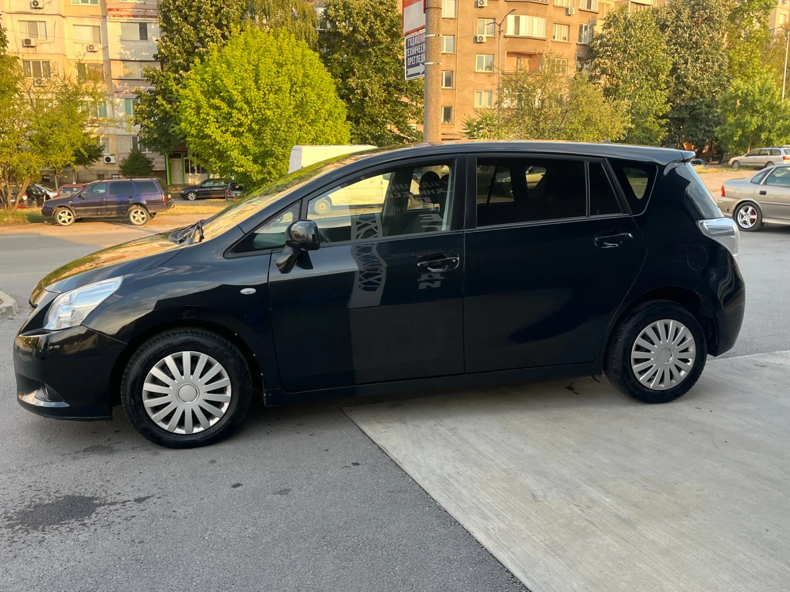 Toyota Verso 1.8i Panorama - изображение 8 | Auto.bg Toyota Verso 1.8i Panorama - изображение 8