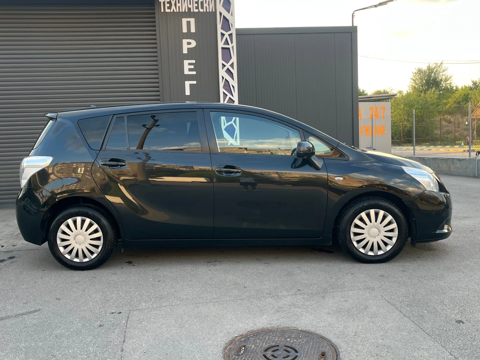 Toyota Verso 1.8i Panorama - изображение 4 | Auto.bg Toyota Verso 1.8i Panorama - изображение 4