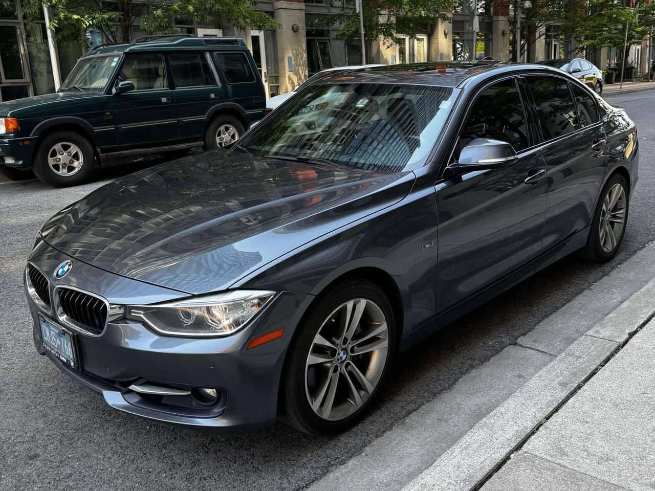 BMW 335 i Sport * CARFAX * Head-Up * Harman Kardon* | Auto.bg — изображение 1 BMW 335 i Sport * CARFAX * Head-Up * Harman Kardon* | Auto.bg — изображение 1