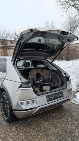 Hyundai Ioniq 5 АWD UNIQ SOH100% - 8000 € / 15646.64 лв. - 74831027 14 | Car24.bg Hyundai Ioniq 5 АWD UNIQ SOH100% - 8000 € / 15646.64 лв. - 74831027 14