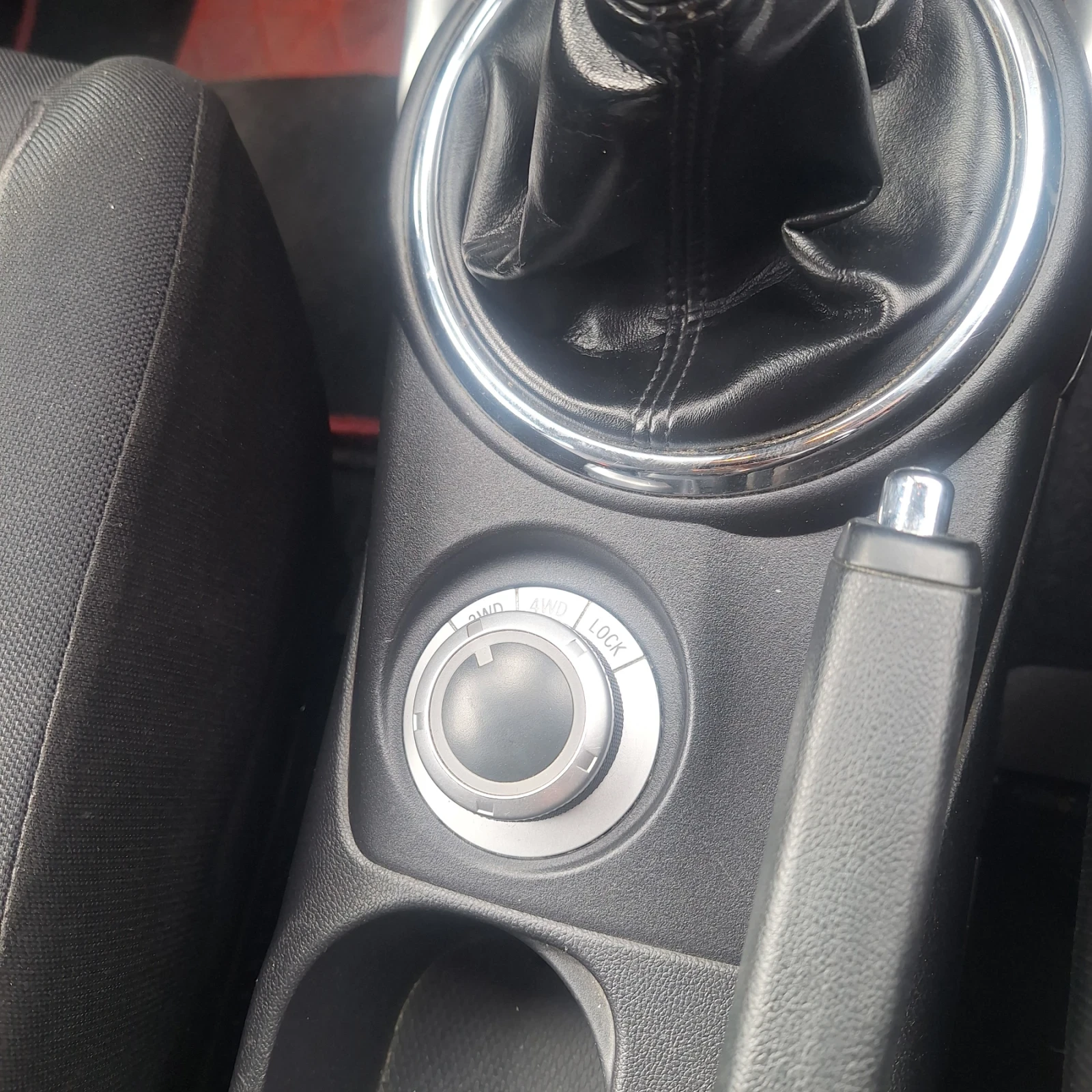 Mitsubishi ASX 1.8 D 4x4 150 к.с - изображение 4 | Auto.bg Mitsubishi ASX 1.8 D 4x4 150 к.с - изображение 4