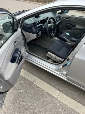 Honda Insight Автоматик хибрид бензин верига - 4250 € / 8312.28 лв. - 69073885 16 | Car24.bg Honda Insight Автоматик хибрид бензин верига - 4250 € / 8312.28 лв. - 69073885 16