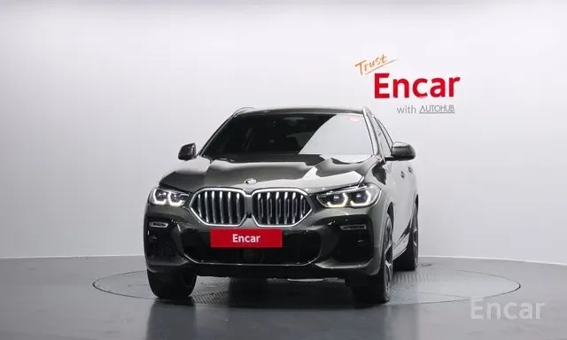 BMW X6 40I | M SPORT | B&W | HUD | ОБДУХ| СЕРВИЗНАИСТОРИЯ | Auto.bg — изображение 1 BMW X6 40I | M SPORT | B&W | HUD | ОБДУХ| СЕРВИЗНАИСТОРИЯ | Auto.bg — изображение 1