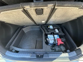 Toyota Corolla Hybrid 2.0i | Auto.bg — изображение 13 Toyota Corolla Hybrid 2.0i | Auto.bg — изображение 13
