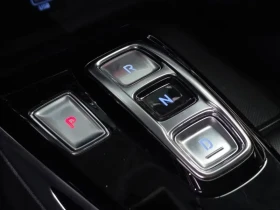 Hyundai Sonata * 2.0| 156к.с.| ВКЛ.ТЕХНОТЕСТ* 3M.Г.О | Auto.bg — изображение 4 Hyundai Sonata * 2.0| 156к.с.| ВКЛ.ТЕХНОТЕСТ* 3M.Г.О | Auto.bg — изображение 4