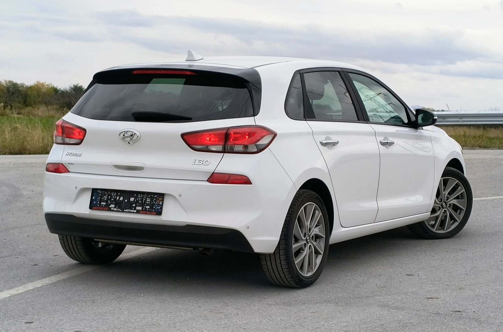Hyundai I30 1.6 CRDI - изображение 6 | Auto.bg Hyundai I30 1.6 CRDI - изображение 6