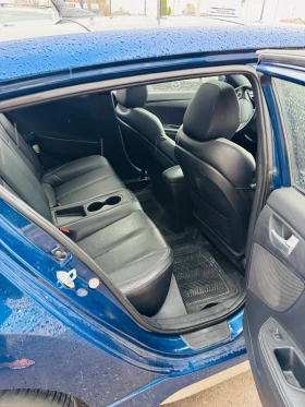 Hyundai Veloster Turbo * CARFAX* * АвтоКредит* (ЦЕНА ДО БГ) - 14999 лв. / 7668.87 € - 29557183 6 | Car24.bg Hyundai Veloster Turbo * CARFAX* * АвтоКредит* (ЦЕНА ДО БГ) - 14999 лв. / 7668.87 € - 29557183 6