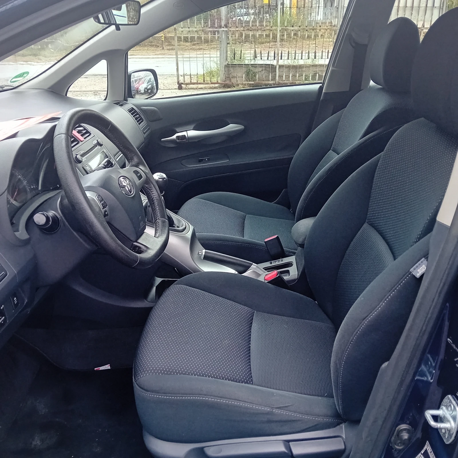 Toyota Auris 1.6 Face 132k. - изображение 7 | Auto.bg Toyota Auris 1.6 Face 132k. - изображение 7