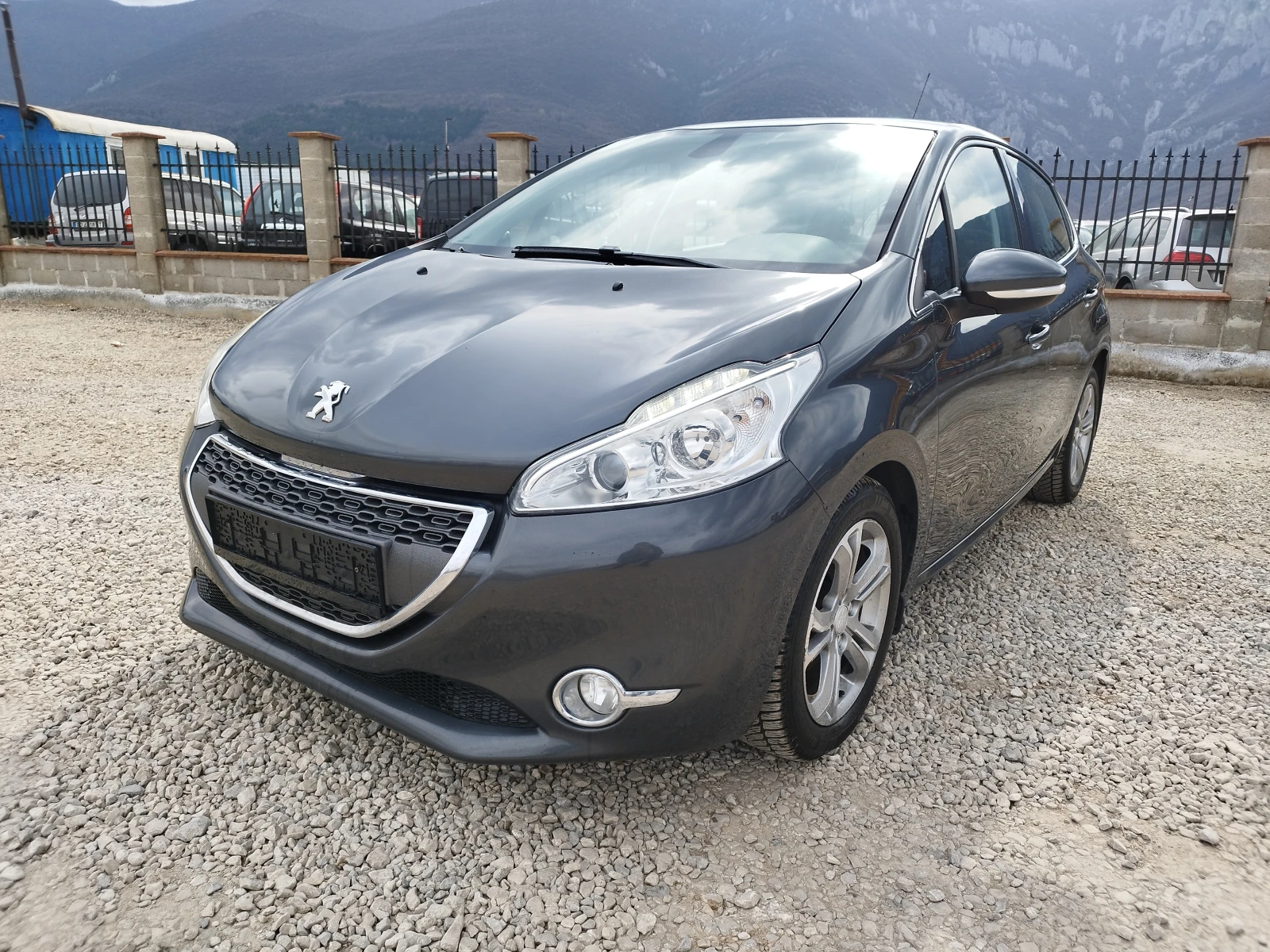 Peugeot 208 1.4i 95kc | Auto.bg — изображение 1 Peugeot 208 1.4i 95kc | Auto.bg — изображение 1